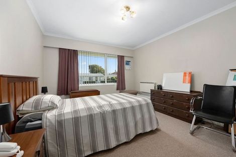 Photo of property in 2/6 Hay Street, Ebdentown, Upper Hutt, 5018