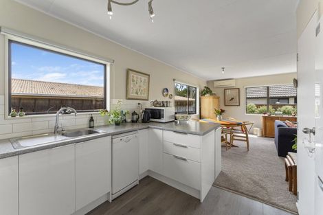 Photo of property in 47b Tutanekai Street, Paraparaumu, 5032
