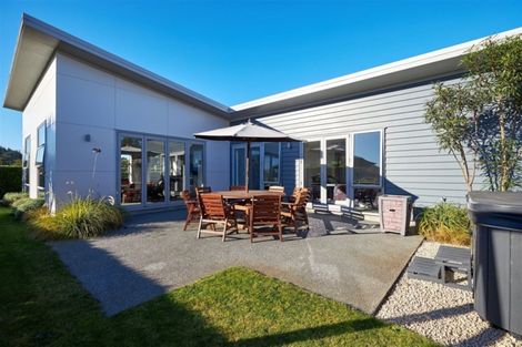 Photo of property in 1 Mcrae Gardens, Kaikoura Flat, Kaikoura, 7371