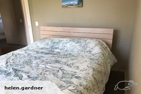 Photo of property in 15 Paradise Place, Lake Hawea, Wanaka, 9382