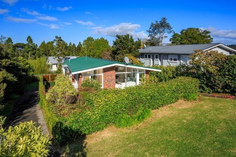 Photo of property in 14 Raymond Terrace, Northcote, Auckland, 0627