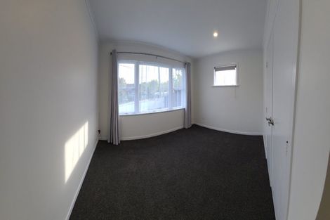 Photo of property in 8a Matama Road, Glen Eden, Auckland, 0602