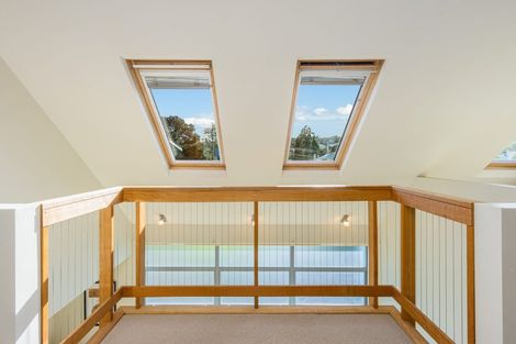 Photo of property in 21a Lyons Avenue, Murrays Bay, Auckland, 0630