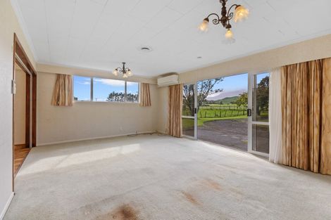 Photo of property in 2133 Wiremu Road, Newall, New Plymouth, 4381