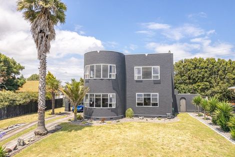 Photo of property in 5 Kawatiri Avenue, Gonville, Whanganui, 4501