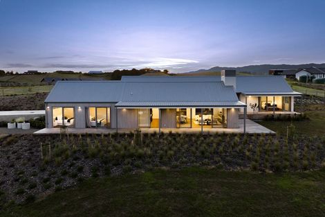 Photo of property in 6 Moya Drive, Matakana, 0985