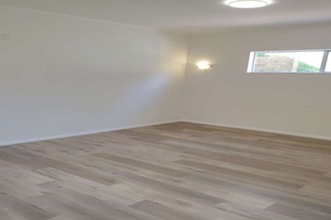 Photo of property in 4 Selwyn Avenue, Glen Eden, Auckland, 0602