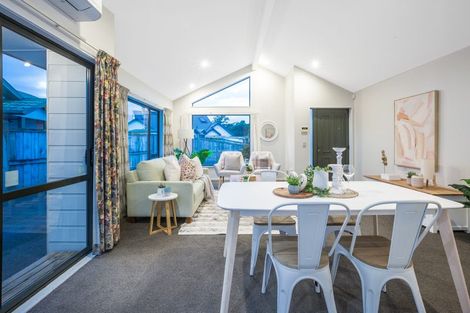 Photo of property in 39a Apple Terrace, Ranui, Porirua, 5024