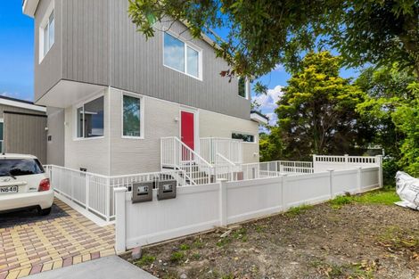 Photo of property in 1/12 Argo Drive, Half Moon Bay, Auckland, 2012