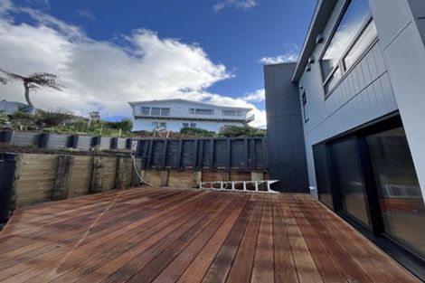 Photo of property in 123 Normandale Road, Normandale, Lower Hutt, 5010