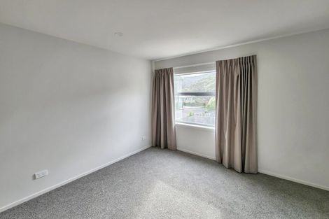 Photo of property in 6b Russell Street, Waterloo, Lower Hutt, 5011