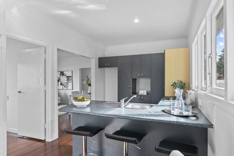 Photo of property in 2/33 Havelock Avenue, Forrest Hill, Auckland, 0620