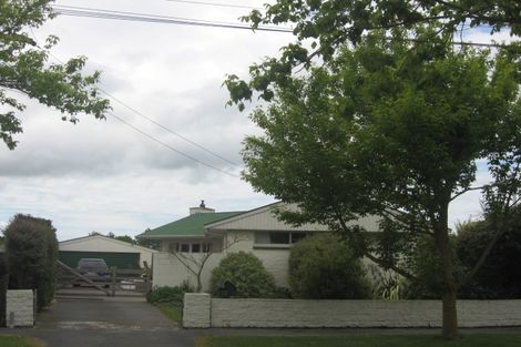 Photo of property in 18 Blossomdale Place, Bishopdale, Christchurch, 8053