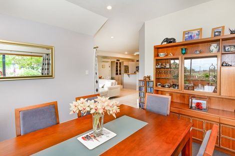 Photo of property in 1 Russell Robertson Drive, Havelock North, 4130