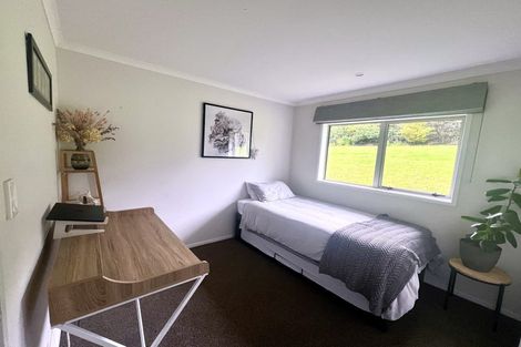 Photo of property in 22b Sunnyvale Road, Swanson, Auckland, 0614