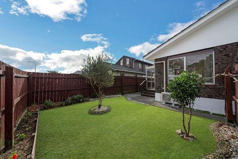 Photo of property in 1/14 Pakira Avenue, Glendene, Auckland, 0602