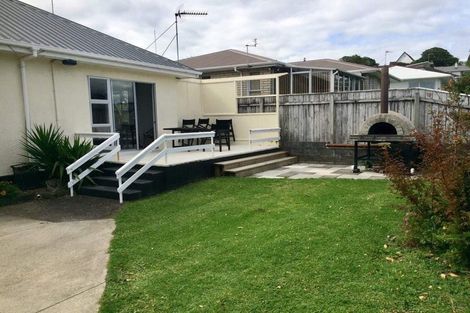 Photo of property in 179 Mangorei Road, Merrilands, New Plymouth, 4312