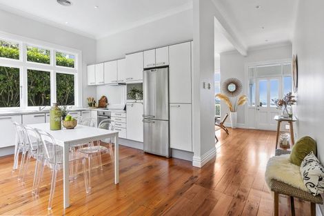 Photo of property in 5a Fortunatus Street, Brooklyn, Wellington, 6021