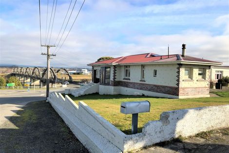 Photo of property in 1 Cromer Street, Balclutha, 9230