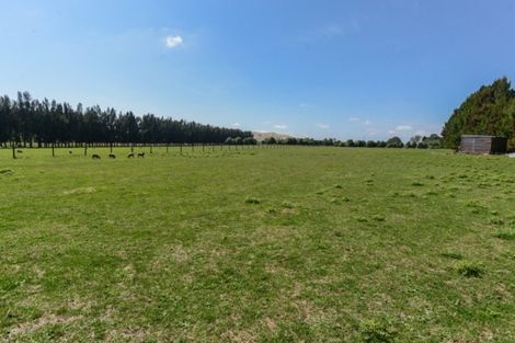 Photo of property in 40 Wheatley Road, Waiohiki, Napier, 4183