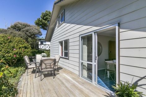 Photo of property in 7 Guadeloupe Crescent, Grenada Village, Wellington, 6037