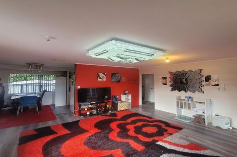 Photo of property in 1/13 Ballance Avenue, Papatoetoe, Auckland, 2104