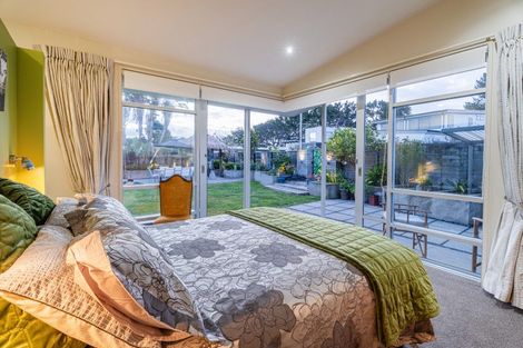 Photo of property in 166 Sands Crescent, Matarangi, Whitianga, 3592