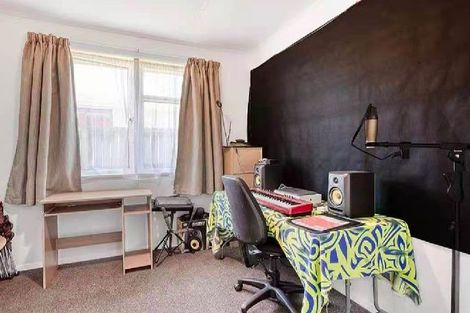 Photo of property in 43 Justine Street, Cannons Creek, Porirua, 5024