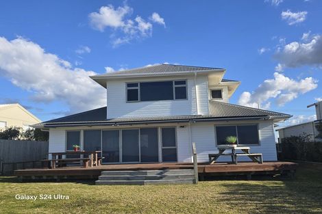 Photo of property in 153 Pukehina Parade, Pukehina, 3189