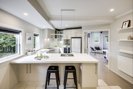 Photo of property in 48 Campbell Street, Havelock North, 4130