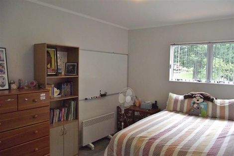 Photo of property in 10 Mcclintock Road, Massey, Auckland, 0614