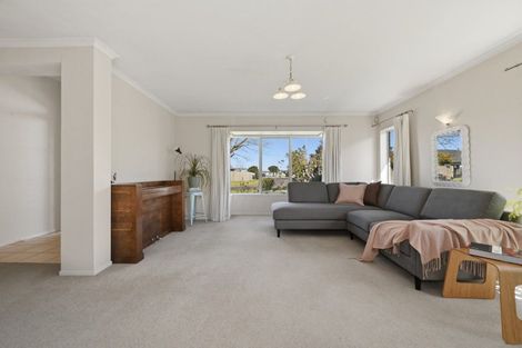 Photo of property in 18 Lasiandra Place, Mount Maunganui, 3116