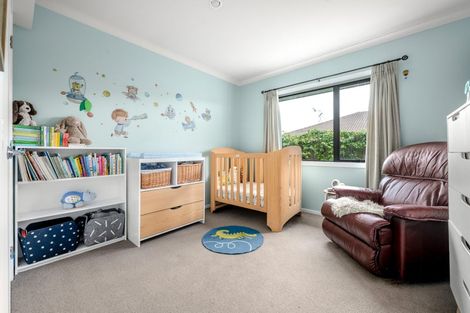 Photo of property in 1 Whitford Place, Rototuna North, Hamilton, 3210