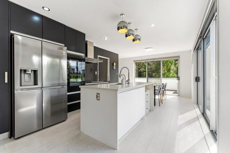 Photo of property in 18 Bella Vista Drive, Gulf Harbour, Whangaparaoa, 0930