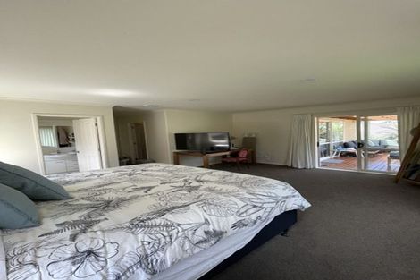 Photo of property in 32 Waldorf Crescent, Orewa, 0931