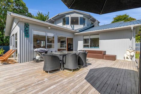 Photo of property in 377 Mangorei Road, Merrilands, New Plymouth, 4312