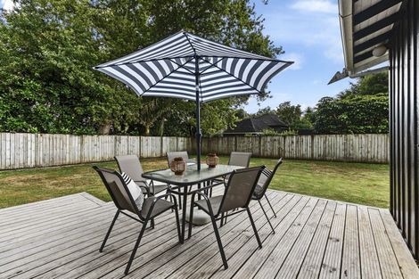 Photo of property in 11 Woodleigh Street, Frankleigh Park, New Plymouth, 4310