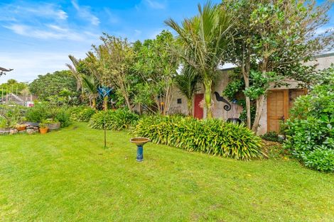 Photo of property in 6 Sea View Road, Leigh, 0985