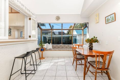 Photo of property in 50 Totara Crescent, Woburn, Lower Hutt, 5010
