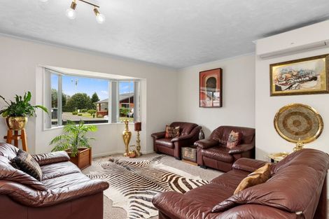 Photo of property in 6 Surrey Lane, Levin, 5510
