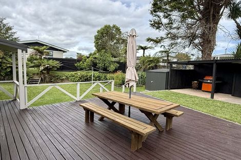 Photo of property in 10 Campbell Place, Pukehangi, Rotorua, 3015