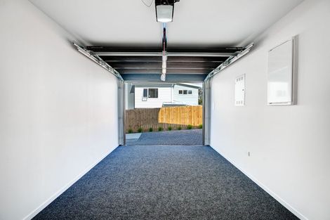 Photo of property in 21d Crosby Road, West Harbour, Auckland, 0618