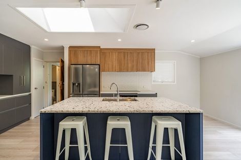 Photo of property in 23 Crest Road, Akatarawa, Upper Hutt, 5372