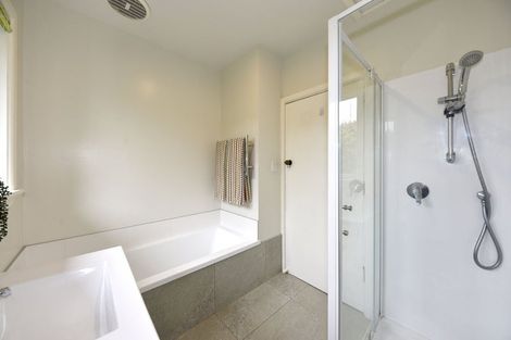 Photo of property in 72 Hudson Street, Bryndwr, Christchurch, 8053