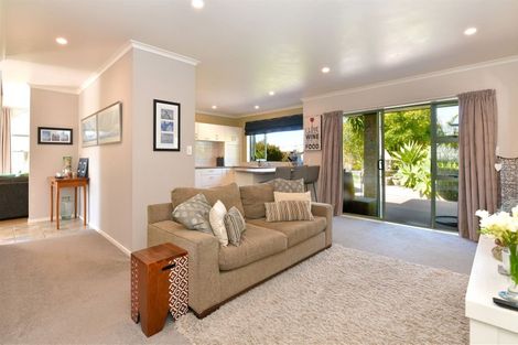 Photo of property in 87 Alec Craig Way, Gulf Harbour, Whangaparaoa, 0930