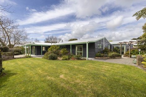 Photo of property in 43c Lismore Street, Strandon, New Plymouth, 4312