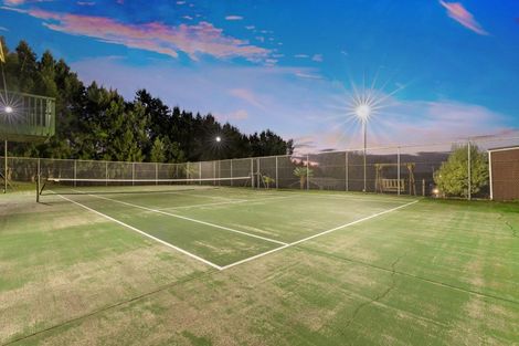 Photo of property in 77 Awanui Rise, Papakura, 2582