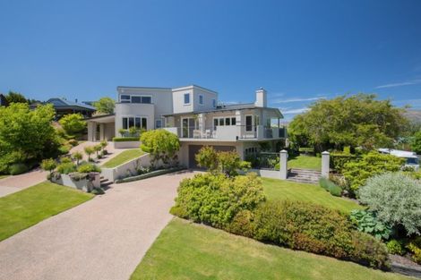 Photo of property in 10 Mulberry Lane, Wanaka, 9305