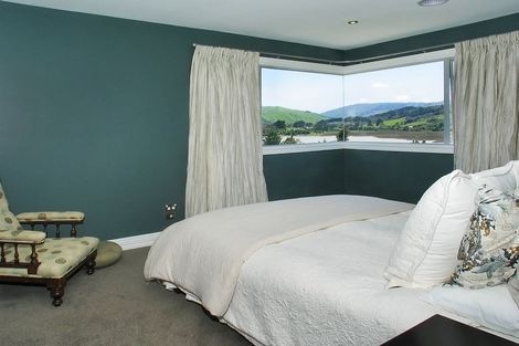 Photo of property in 79 The Masthead, Whitby, Porirua, 5024