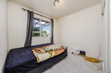 Photo of property in 15 Bedlington Avenue, Manurewa, Auckland, 2102